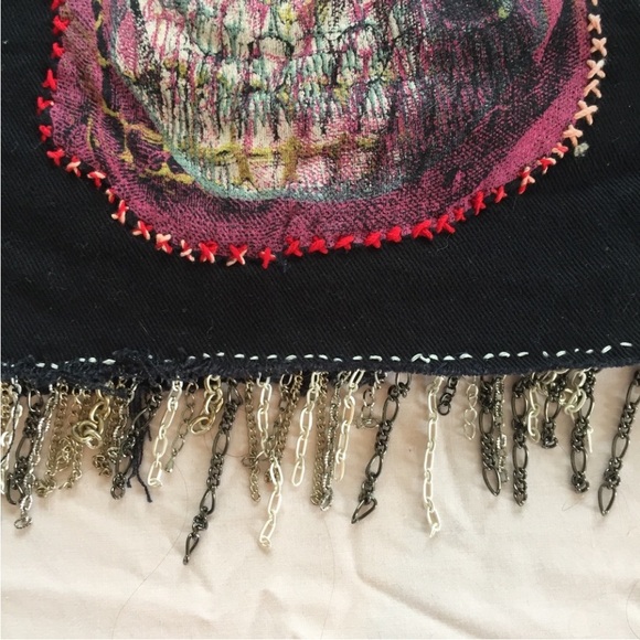 Black Vest with Skull Embroidery - Picture 7 of 7